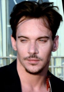 Jonathan_Rhys_Meyers_Cabourg_2013